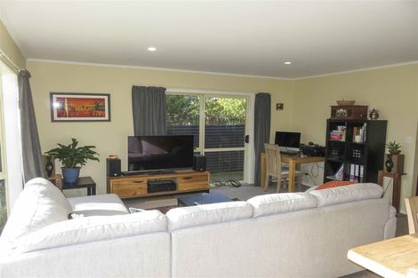 Photo of property in 35-37 Moa Street, Waikiwi, Invercargill, 9810