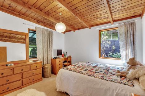 Photo of property in 5b Pohutukawa Grove, Whitianga, 3510