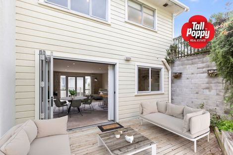 Photo of property in 58g Woodland Road, Johnsonville, Wellington, 6037