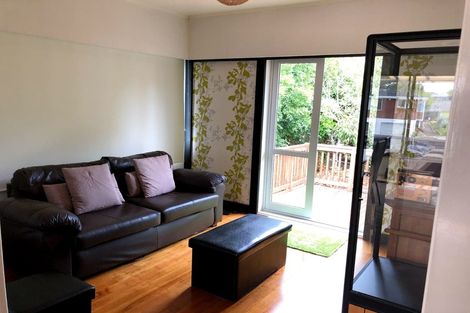 Photo of property in 3 Larne Avenue, Pakuranga Heights, Auckland, 2010