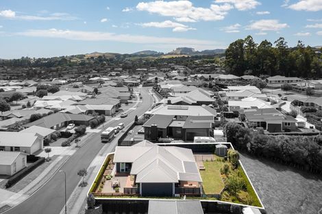 Photo of property in 31 Damien Place, Ohauiti, Tauranga, 3112