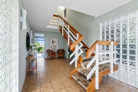 Photo of property in 10a Jaemont Avenue, Te Atatu South, Auckland, 0610