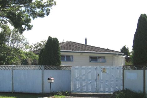 Photo of property in 3 Redwood Drive, Massey, Auckland, 0614
