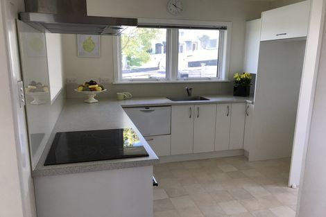 Photo of property in 6 Ipswich Place, Meadowbank, Auckland, 1072