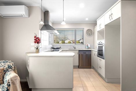 Photo of property in 1/241 Matsons Avenue, Papanui, Christchurch, 8053