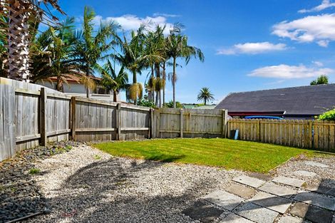 Photo of property in 10 San Fernando Way, Henderson, Auckland, 0612