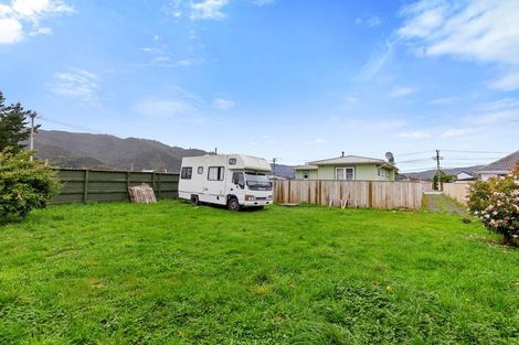 Photo of property in 17a Norfolk Street, Wainuiomata, Lower Hutt, 5014