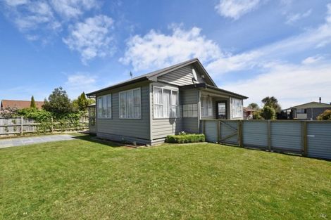 Photo of property in 14 Brooke Street, Heidelberg, Invercargill, 9812