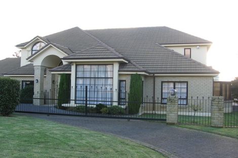 Photo of property in 31 Grammar School Road, Pakuranga, Auckland, 2010