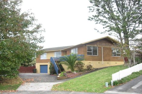 Photo of property in 25 Harford Place, Pakuranga Heights, Auckland, 2010