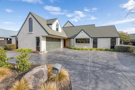 Photo of property in 16 Broadhaven Avenue, Parklands, Christchurch, 8083
