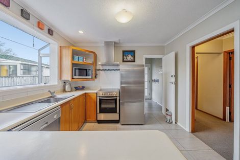 Photo of property in 13 Oxford Crescent, Ebdentown, Upper Hutt, 5018