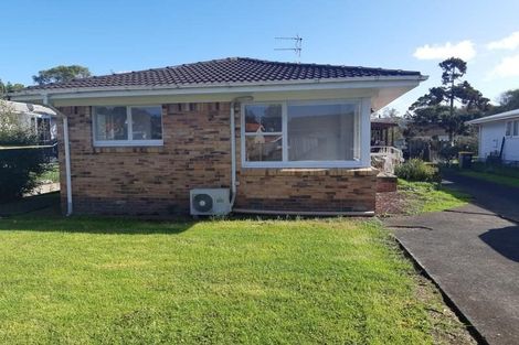 Photo of property in 2/4 Lingfield Street, Glenfield, Auckland, 0629