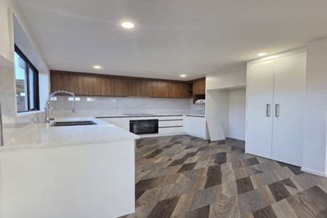 Photo of property in 408 Roscommon Road, Clendon Park, Auckland, 2103