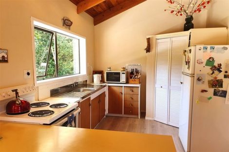 Photo of property in 31 Kowhai Drive, Te Kouma, Coromandel, 3581