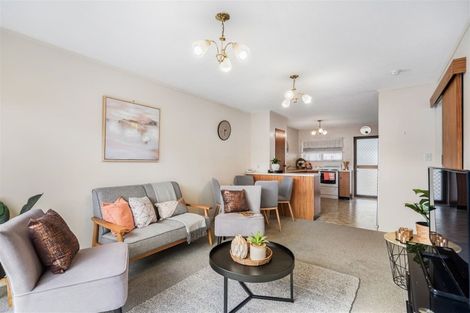 Photo of property in 4/9 Cairnfield Road, Kensington, Whangarei, 0112