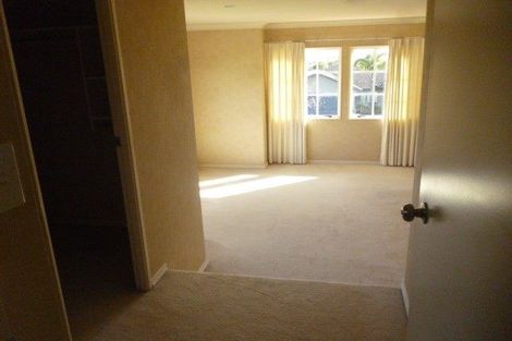 Photo of property in 16 Dairyland Drive, East Tamaki Heights, Auckland, 2016