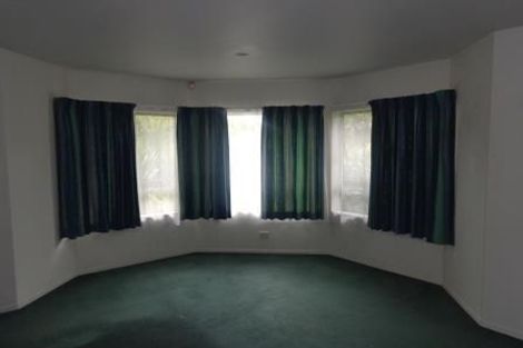 Photo of property in 35 Ruze Vida Drive, Massey, Auckland, 0614