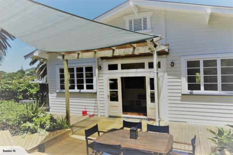 Photo of property in 20 Government Road, Raglan, 3225