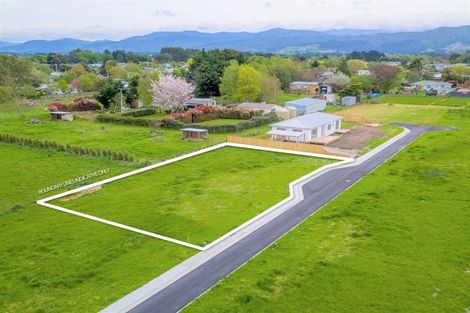 Photo of property in 17a Madison Street, Carterton, 5713