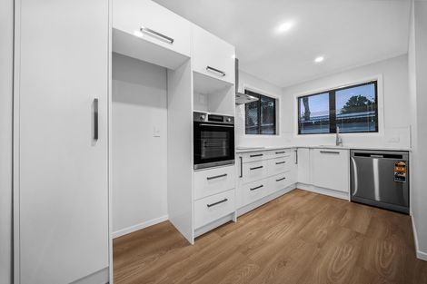 Photo of property in 1/3 Cross Street, Papakura, 2110