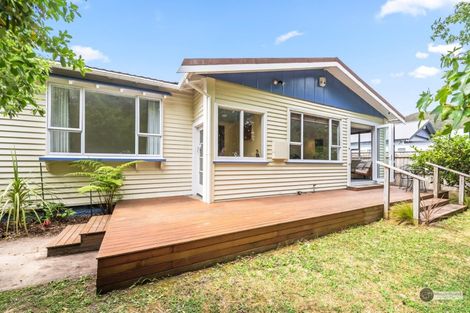 Photo of property in 3 Saint Ronans Avenue, Waterloo, Lower Hutt, 5011