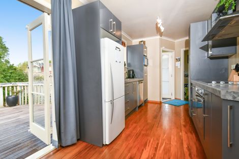 Photo of property in 20 Hartley Terrace, Massey, Auckland, 0614