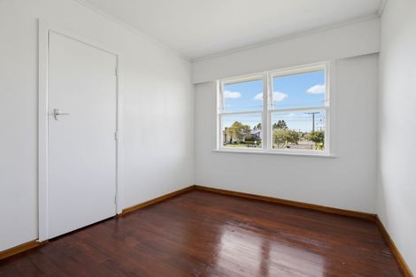 Photo of property in 43 Nevada Road, Silverdale, Hamilton, 3216