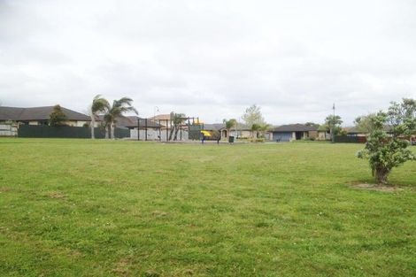 Photo of property in 61 Armoy Drive, East Tamaki, Auckland, 2016
