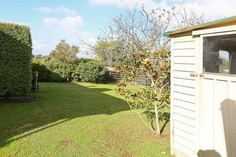 Photo of property in 14a Bridge Avenue, Te Atatu South, Auckland, 0610