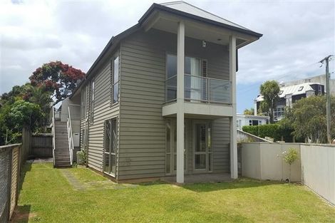 Photo of property in 1/11 Raymond Street, Point Chevalier, Auckland, 1022