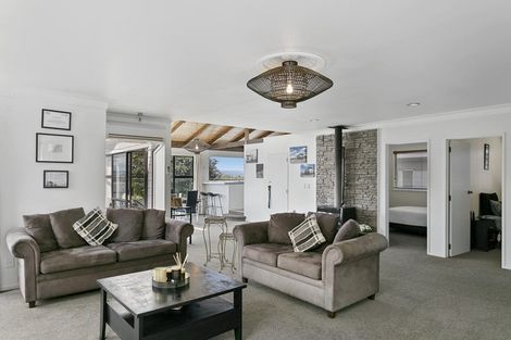 Photo of property in 80 Wakeman Road, Acacia Bay, Taupo, 3330