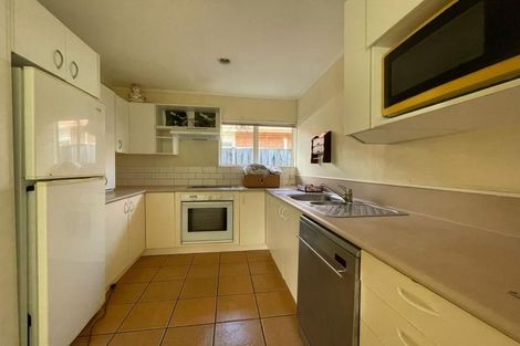 Photo of property in 1/3 Caribbean Drive, Unsworth Heights, Auckland, 0632