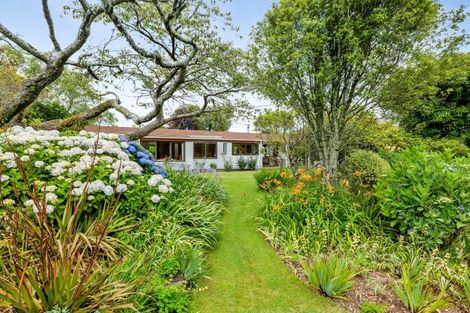 Photo of property in 37 Flint Road West, Stratford, 4332