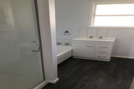 Photo of property in 17 Rakau Street, Havelock North, 4130