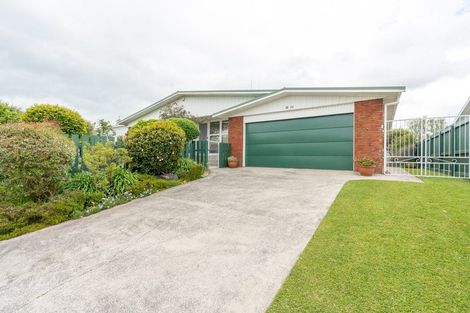 Photo of property in 8 Hillary Street, Chedworth, Hamilton, 3210