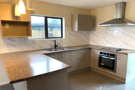 Photo of property in 26 Nile Road, Kelston, Auckland, 0602