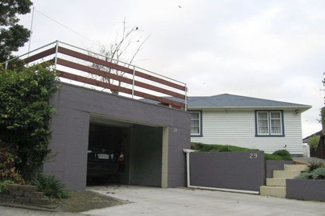 Photo of property in 29 Chester Road, Tawa, Wellington, 5028