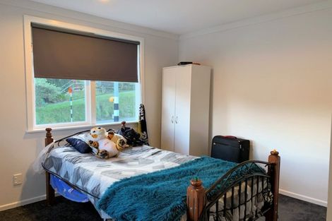 Photo of property in 118b Newlands Road, Newlands, Wellington, 6037