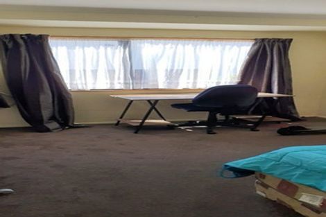 Photo of property in 1/300 Saint Aubyn Street, New Plymouth, 4310