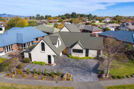 Photo of property in 16 Broadhaven Avenue, Parklands, Christchurch, 8083