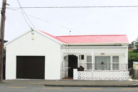 Photo of property in 4 Luxford Street, Berhampore, Wellington, 6023