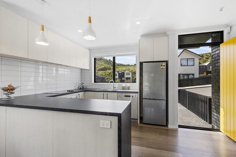 Photo of property in 30 Bee Lane, Whitby, Porirua, 5024