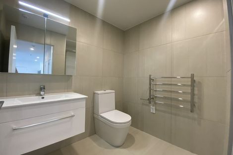 Photo of property in 204/165 Lake Road, Northcote, Auckland, 0627