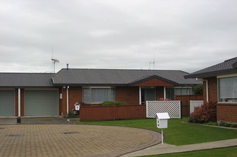 Photo of property in 6 Surrey Lane, Levin, 5510