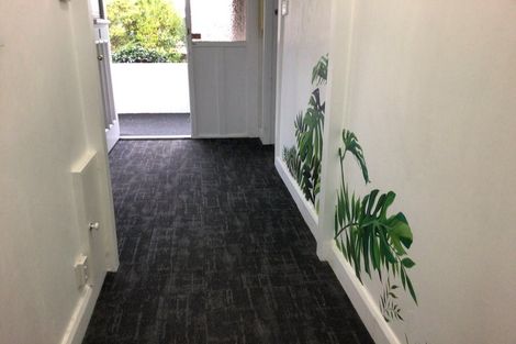 Photo of property in 57 Omahu Road, Greenlane, Auckland, 1051