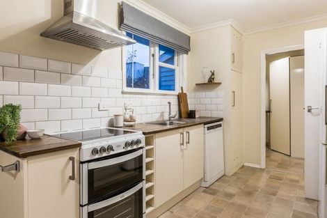 Photo of property in 44 Downes Street, Titahi Bay, Porirua, 5022