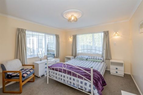 Photo of property in 17 Ryder Crescent, Levin, 5510