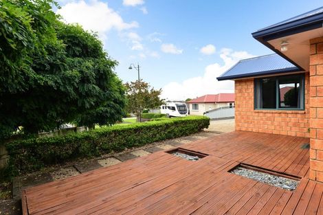 Photo of property in 18 Everton Place, Grandview Heights, Hamilton, 3200