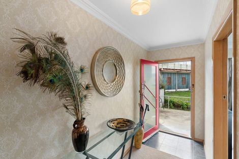 Photo of property in 1 Glen Street, Levin, 5510